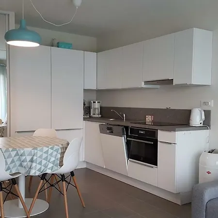 Belopale @ La Belle Epoque アパート ヴィムルー