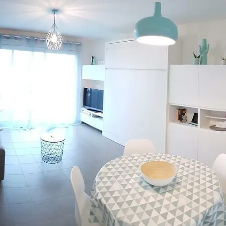 Belopale @ La Belle Epoque